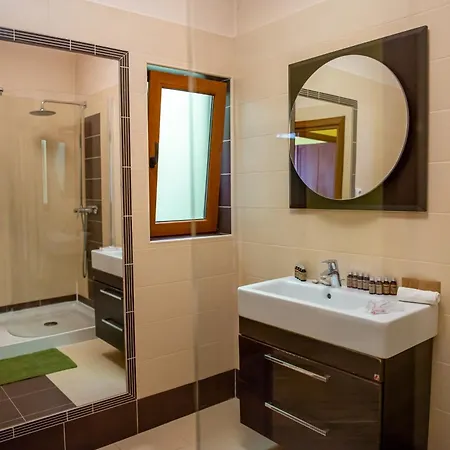 Апартаменти Pilvax Nr 3 Брашов